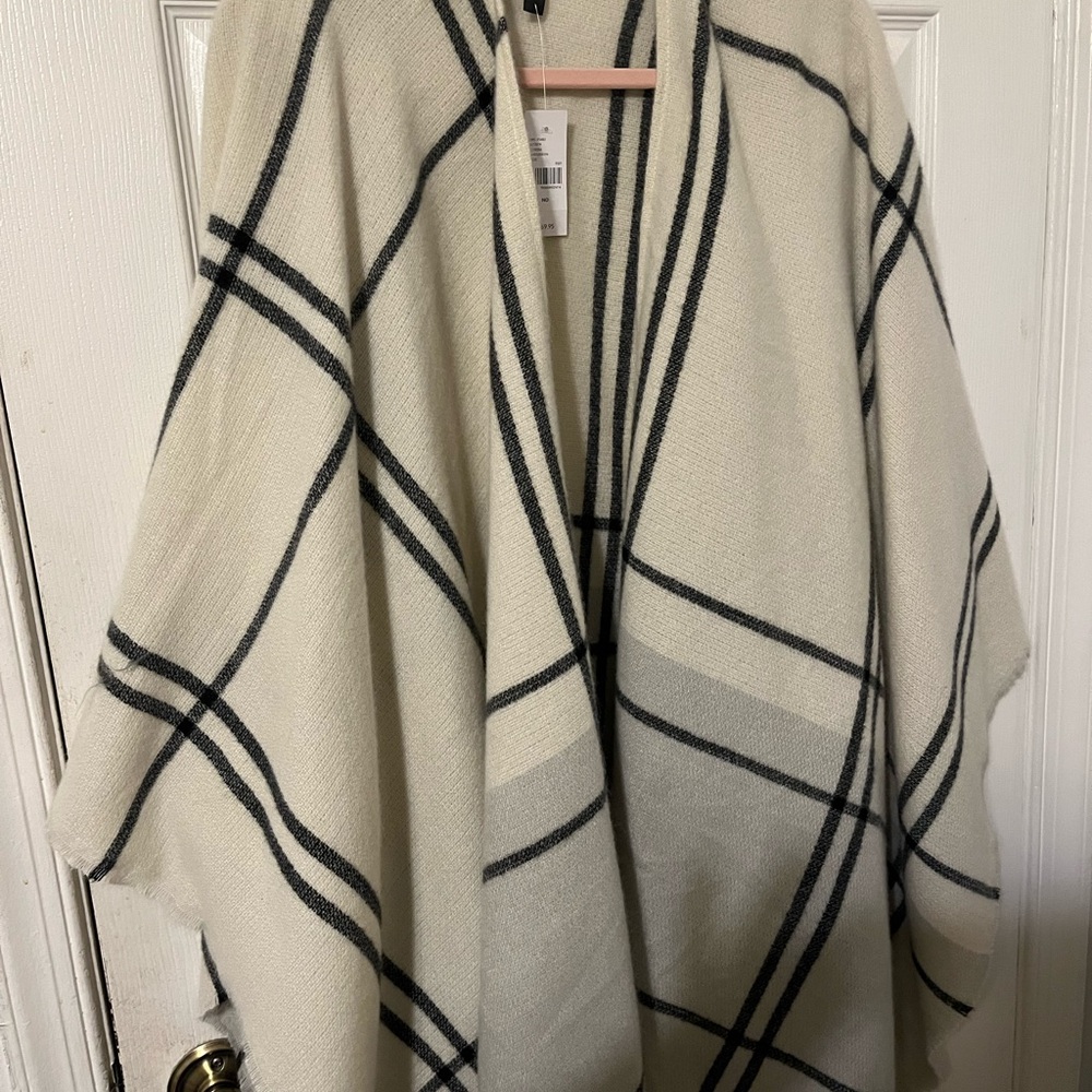 Lane Bryant Cream and Black Plaid Poncho